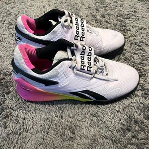 Reebok weightlifters